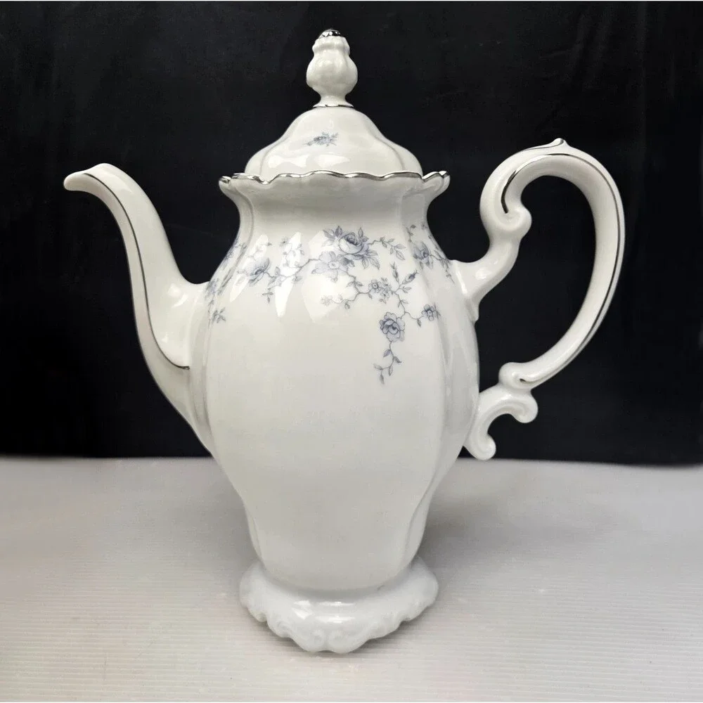 Johann Haviland Blue Garland Porcelain Coffee Pot w/ Lid Bavaria Germany Vintage